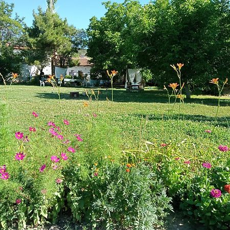 Yesilova  Salda Goelue Koca Kapi Konaklama מראה חיצוני תמונה