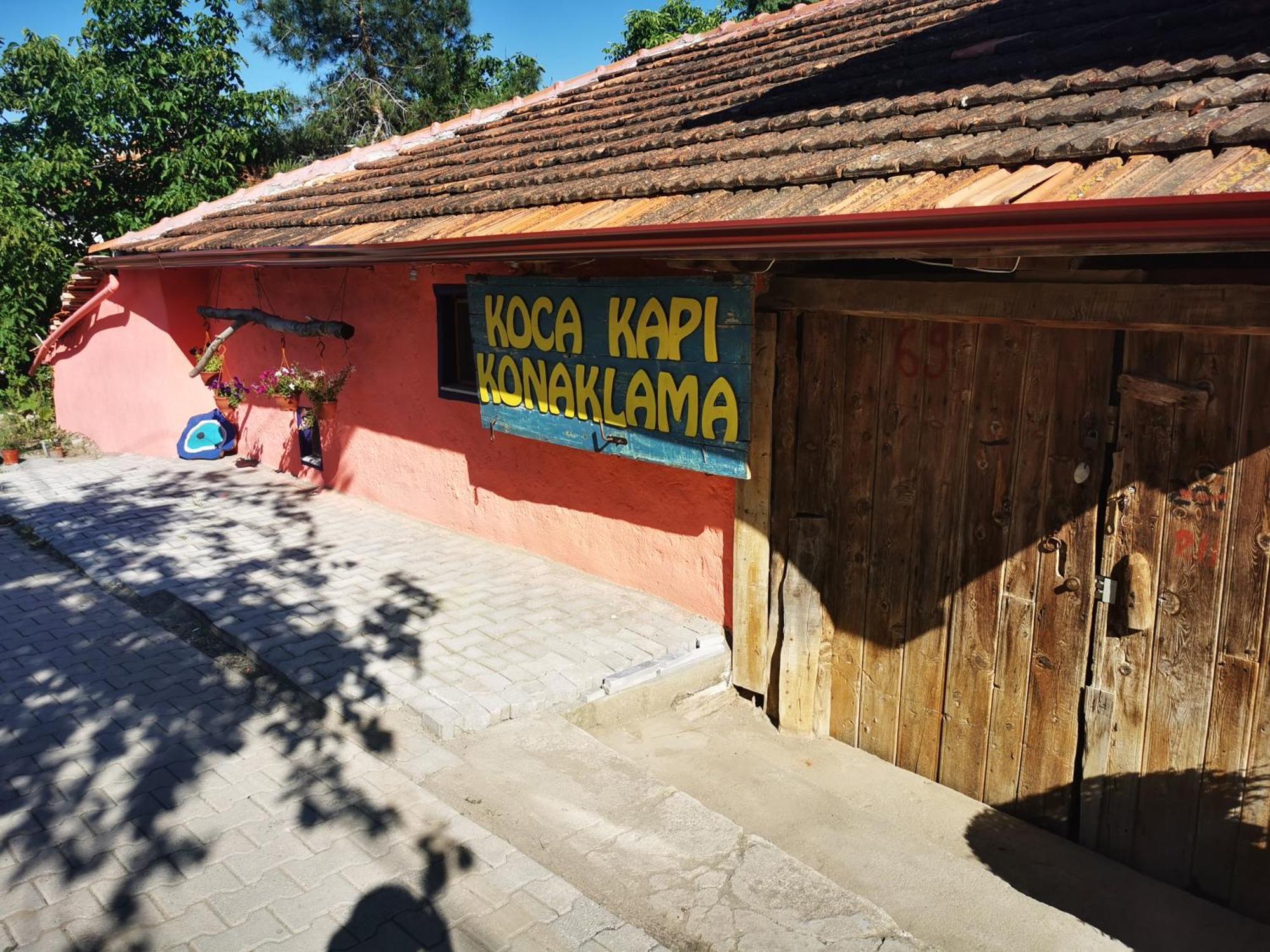 Yesilova  Salda Goelue Koca Kapi Konaklama מראה חיצוני תמונה